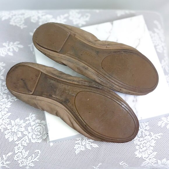 Women's Lucky Brand Emmie Ballet Flats Taupe Leather Minimalist Style - Picture 5 of 8